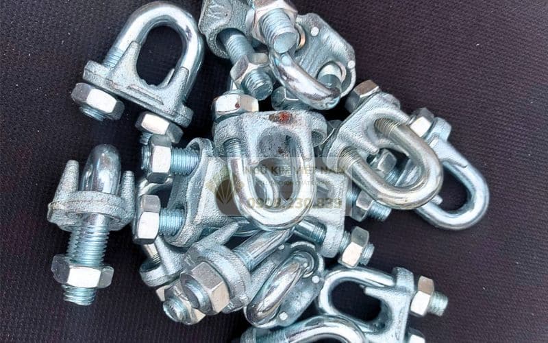 Đầu nối siết dây mạ kẽm là gì? 3 đầu nối siết dây
